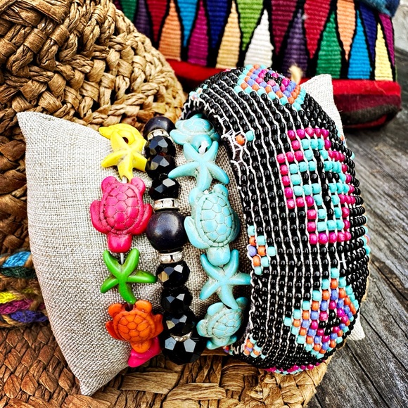 Bracelet: Stretch stone sealife, turquoise. 1 each. - Picture 3 of 3